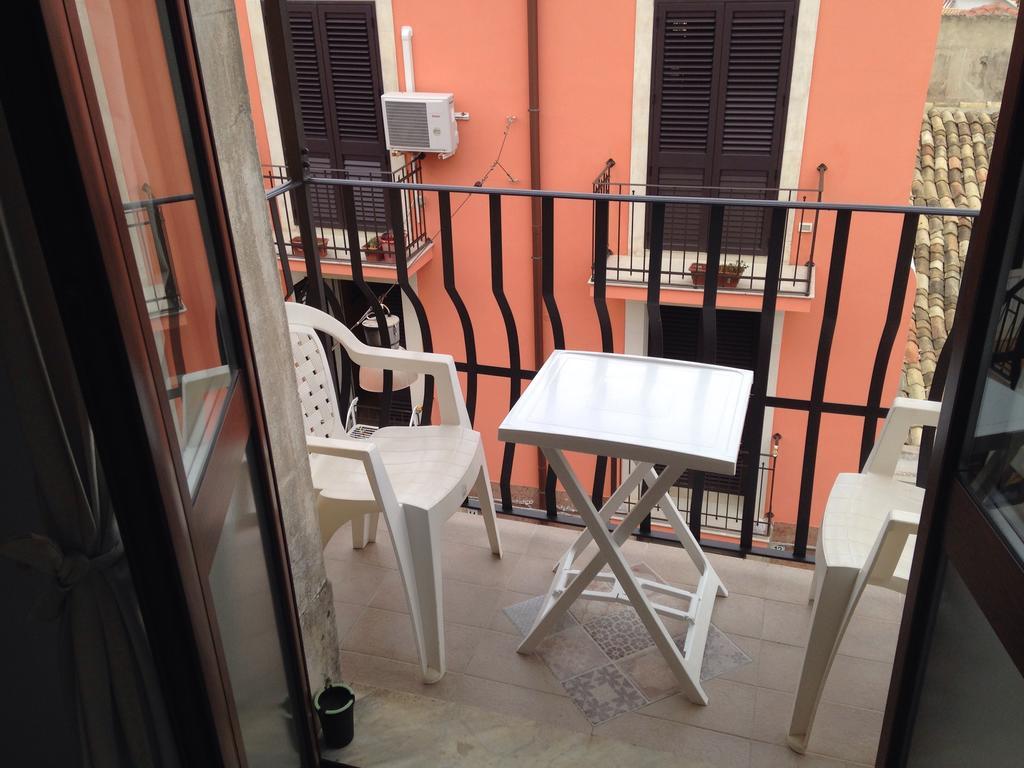 Eder Syracuse Exterior foto